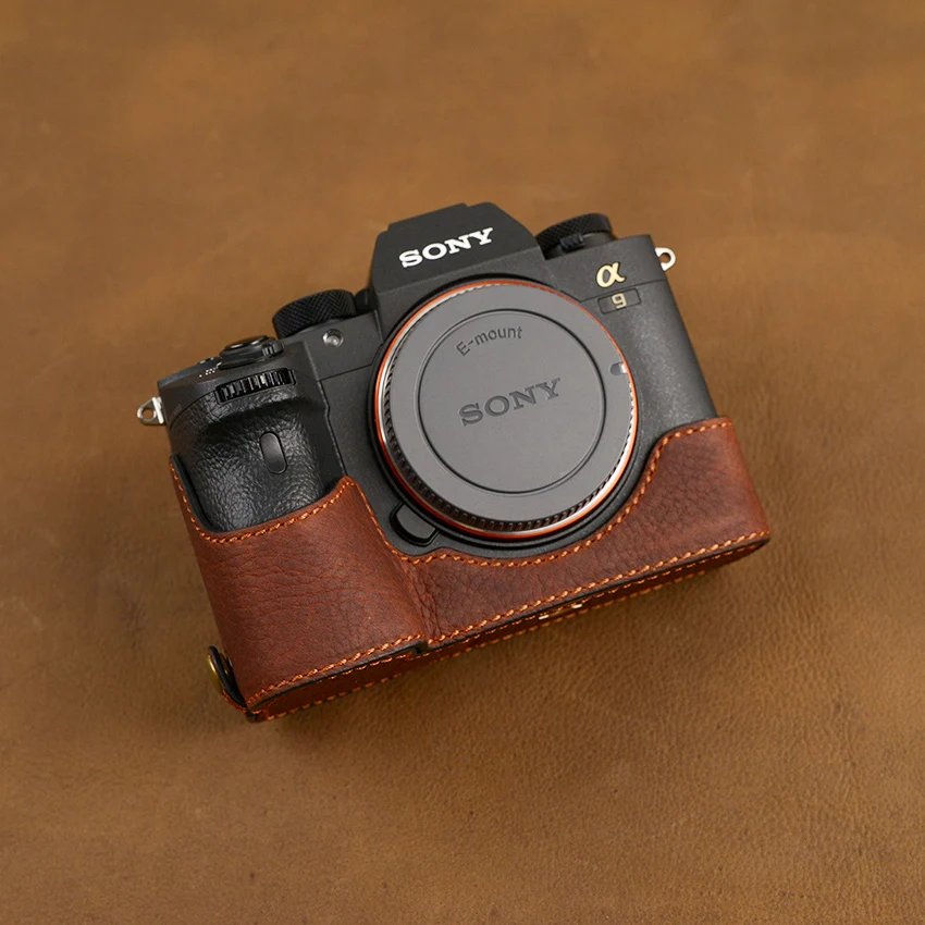 

Genuine Leather Camera case For Sony A9 A7R III A7R Mark III Camera Bag Handmade Half Cover Handle Vintage Case
