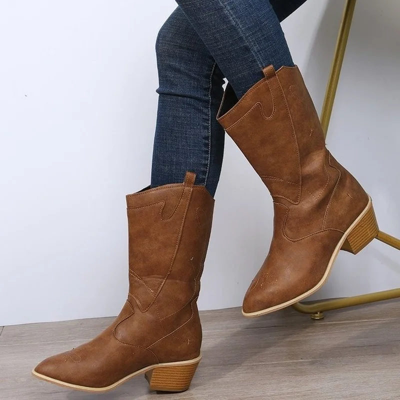 Women's Boots 2022 Autumn Winter New Large Size Pointed Toe Hand-embroidered Soft Leather Mid-tube Knight Leather Chelsea Boots