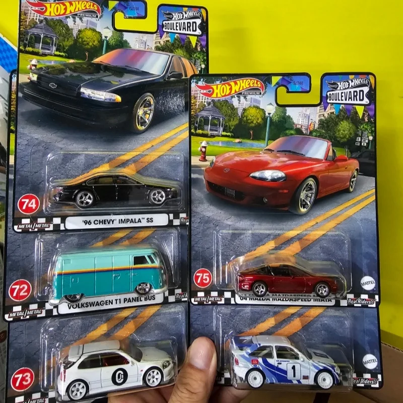 Фото Hot Wheels Boulevard масштаб 1:64 Bmw M5, литая под давлением модель автомобиля, шасси из сплава, коллекционный автомобиль премиум-класса, игрушечная модель автомобиля, подарки №2