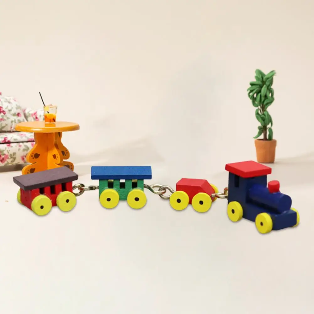 Рисунок 5 - Нежный маленький игрушечный поезд