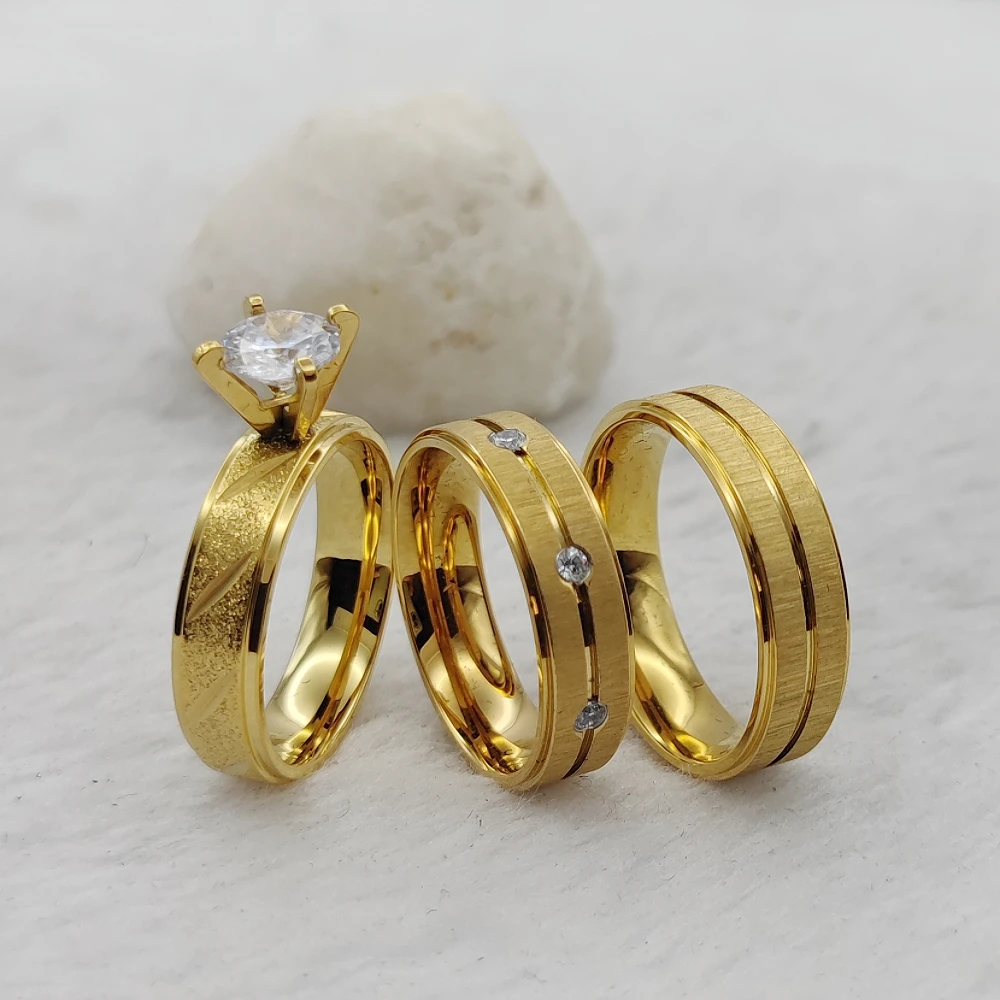 Набор обручальных колец для женщин с покрытием 24-каратным золотом и фианитами