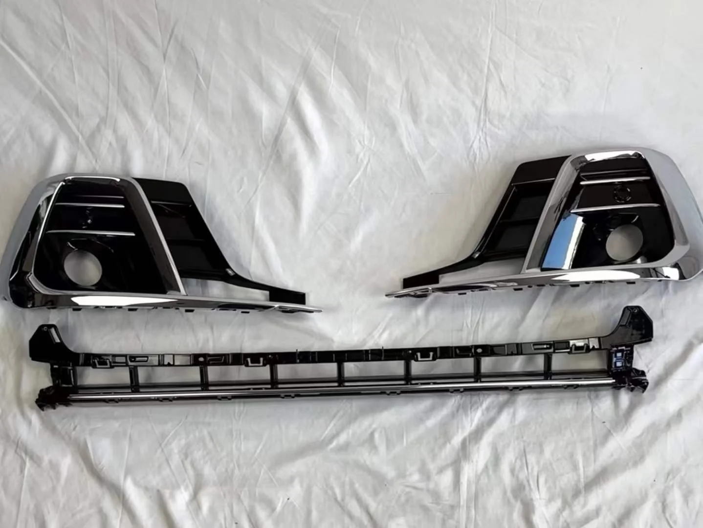 Высококачественная решетка для Audi A8 2023 2024 обновленная Horch