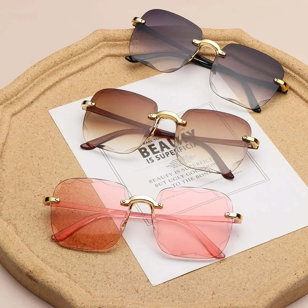 

Classic Vintage Square Sunglasses Woman Gradient Mirror Frameless Sun Glasses Female Retro Fashion Rimless Oculos De Sol
