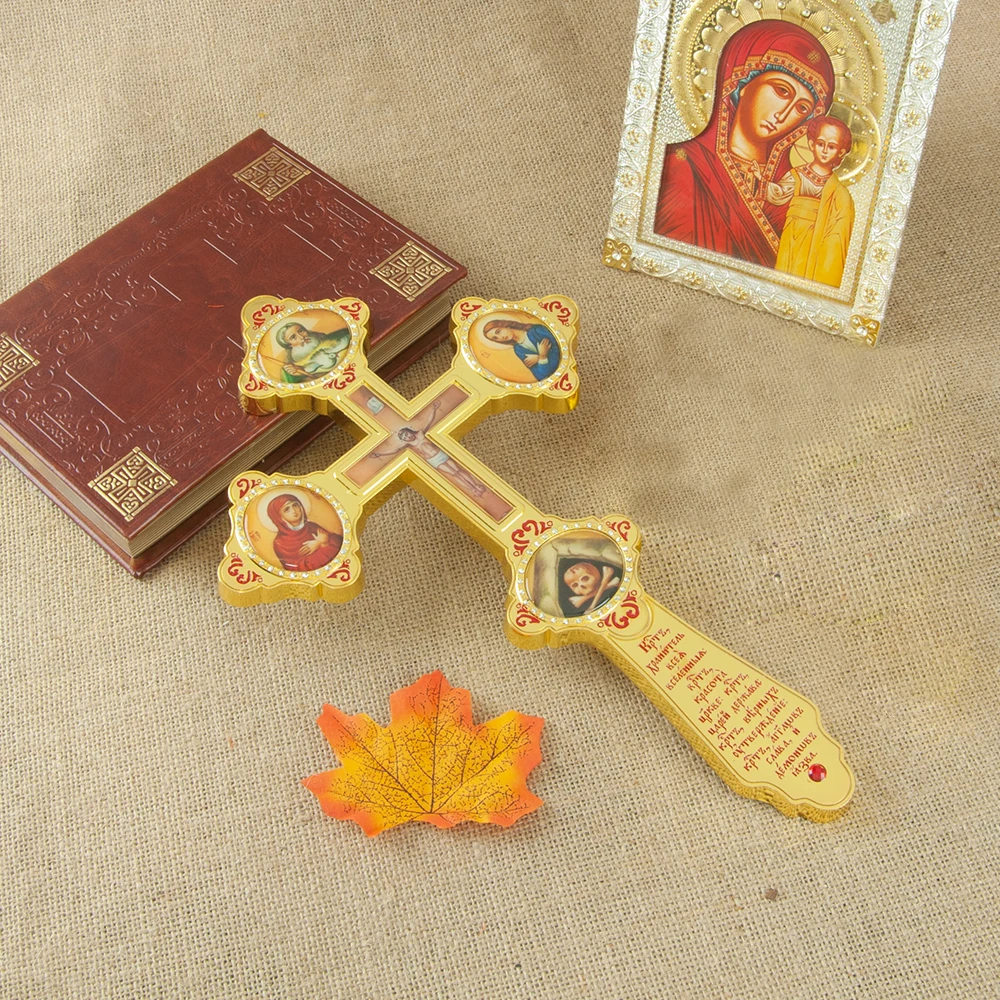 

Позолоченный православный крест HTISOK