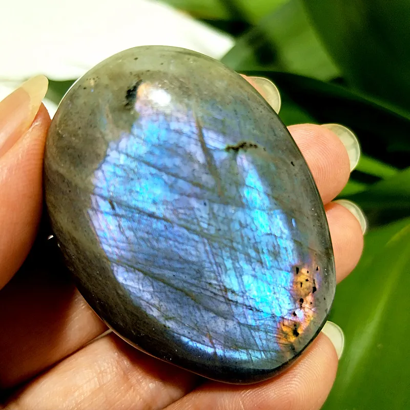 

Лабрадорит для дома EBET