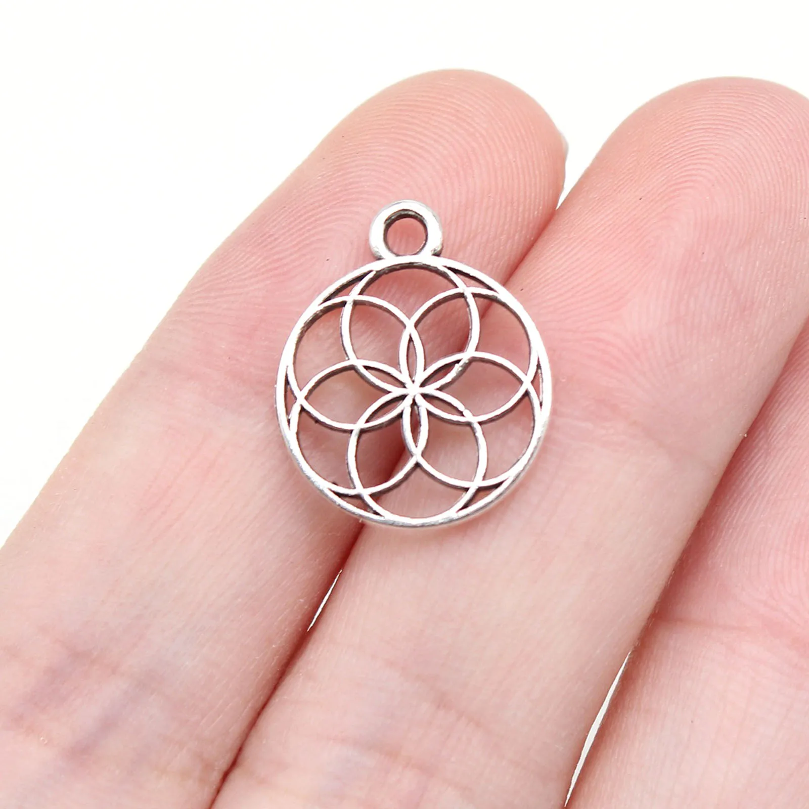 

30Pcs 17x14mm Zinc Alloy Silver Color Flower of Life Charms Pendants Jewelry Making DIY Jewelry Findings Accessories Wholesale