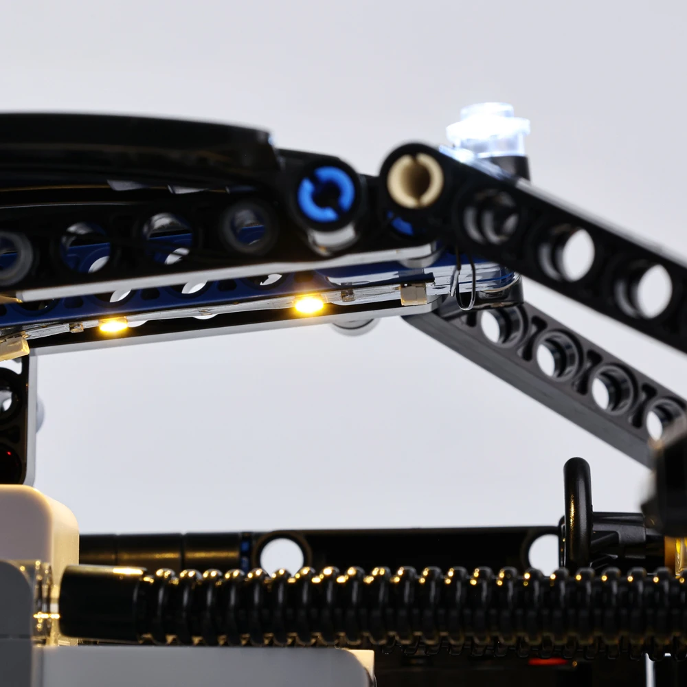 Лампочка для технических моделей 42176 модель GT4 e-Performance (блоки в комплект не входят)