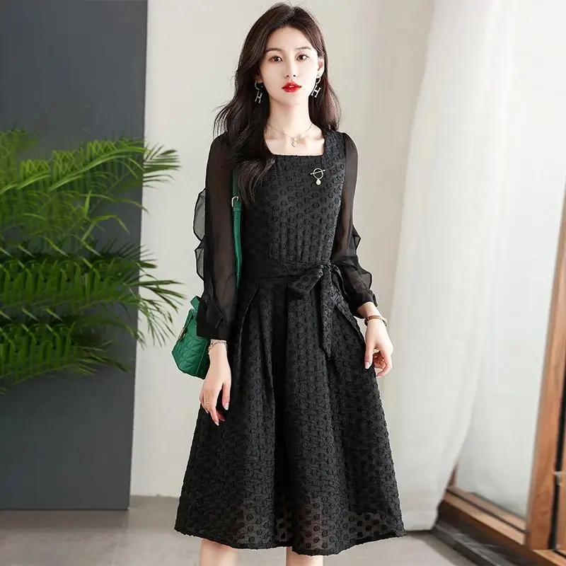 Элегантное Изысканное деловое черное платье знаменитости женское с вырезами на