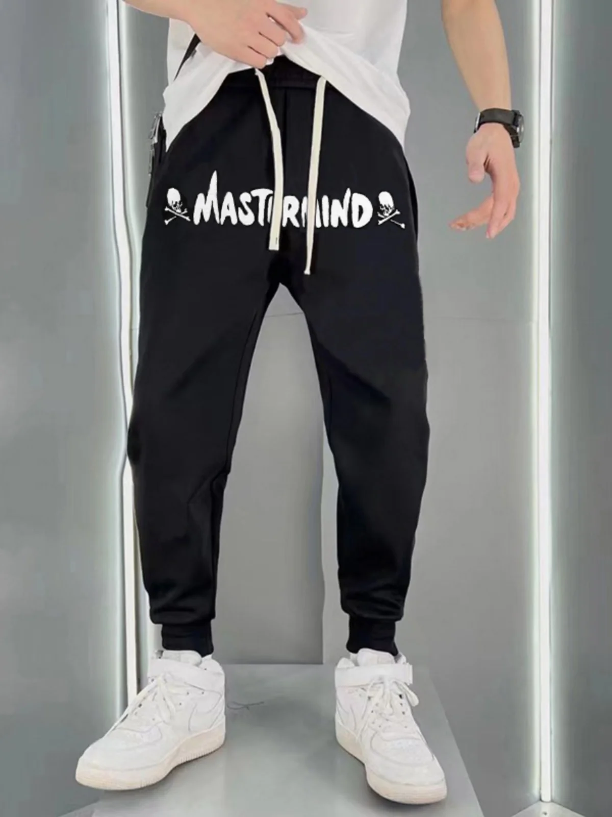 

2023 New Fashion Brand Mmj Skull Men's Casual Pants Slim Feet Sports Pants English Pattern Fashion Men Sweatpants