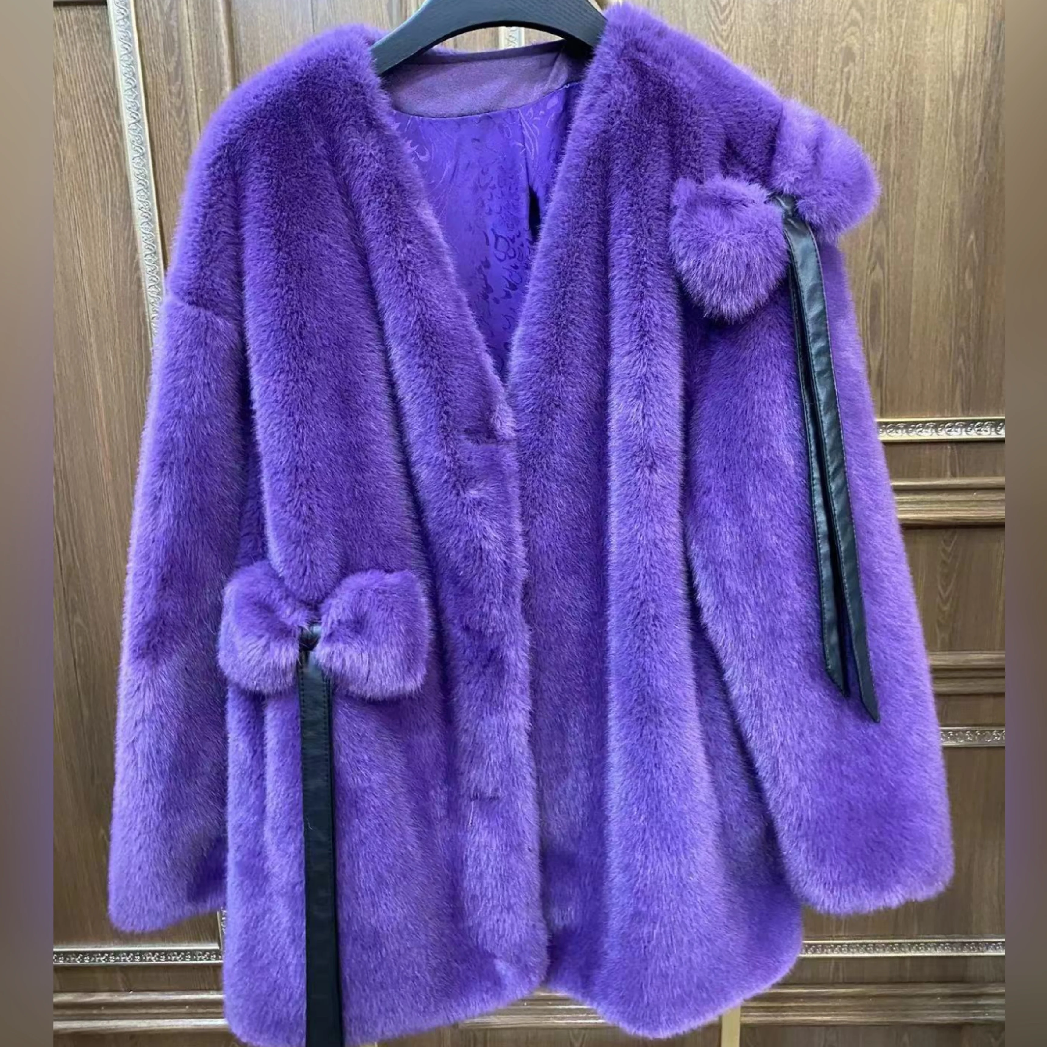 European Fur Long Sleeve Coat Female 2022 New Winter Coats Fashion Toka Double Face Wool Leather Warm Casual Sweet Fur Jacket