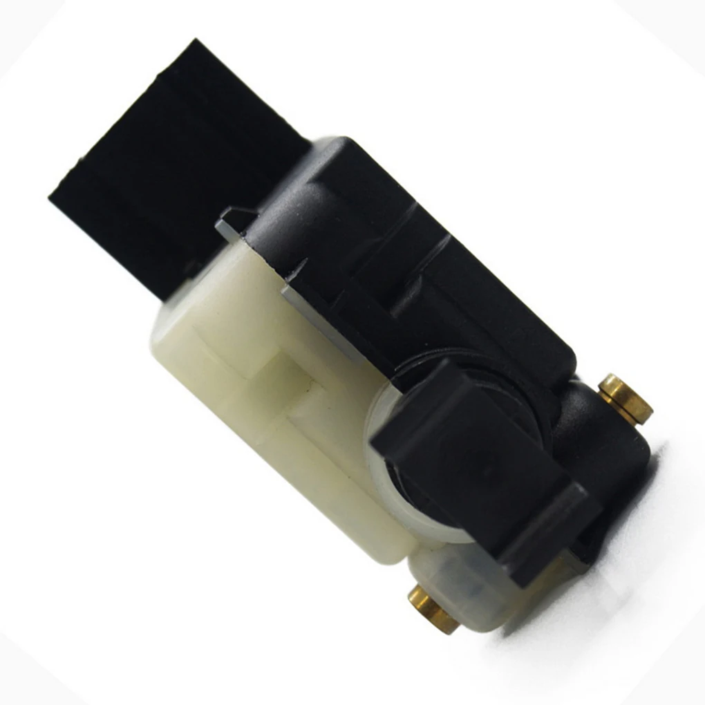 

Деталь сервопривода багажника БАГАЖНИКА АВТОМОБИЛЯ