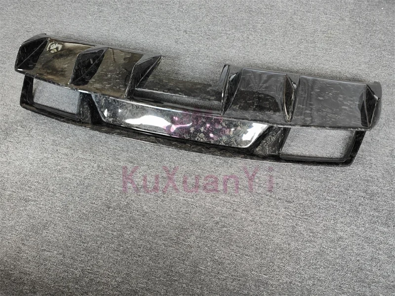 Высококачественный задний спойлер из кованого углеродного волокна в стиле DMC для