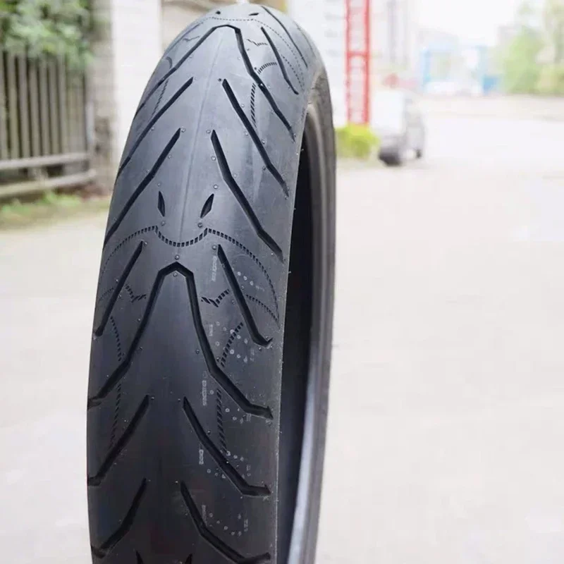 17-дюймовая полутермоплавкая стальная проволока радиальная шина 110/120/140/150/160/55/60/70ZR