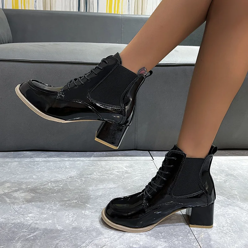 

Женские ботильоны из лакированной кожи, с круглым носком, на шнуровке спереди