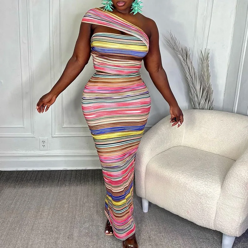 

Sexy women's dress with irregular rainbow stripes and sloping shoulders