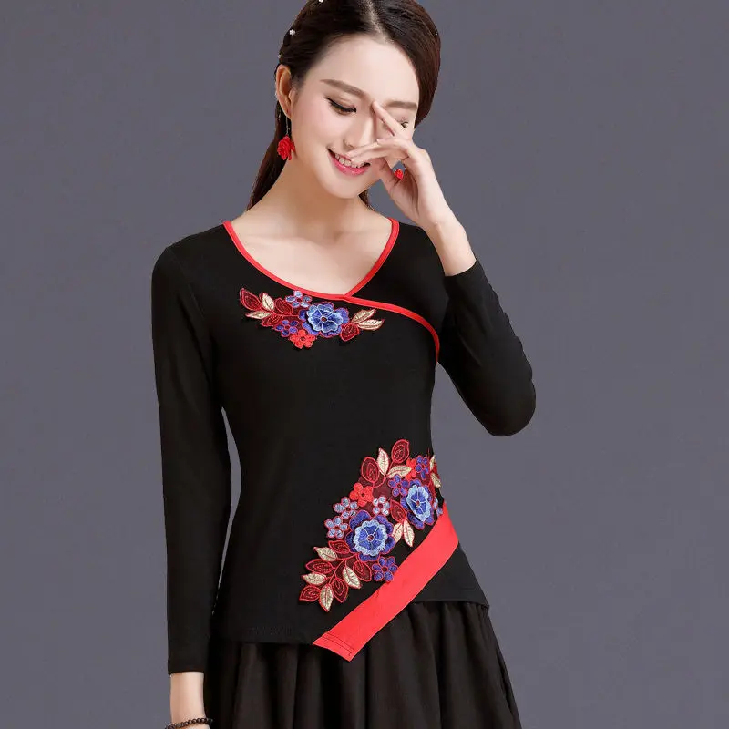 

Vintage T Shirt Women Autumn Spring Ethnic Style Long Sleeve V Neck Black Floral Embroidered T-shirt Tops Chinese Fashion