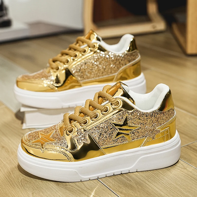 Пара спортивных кроссовок для бега золотые мужские туфли скейтбординга удобные