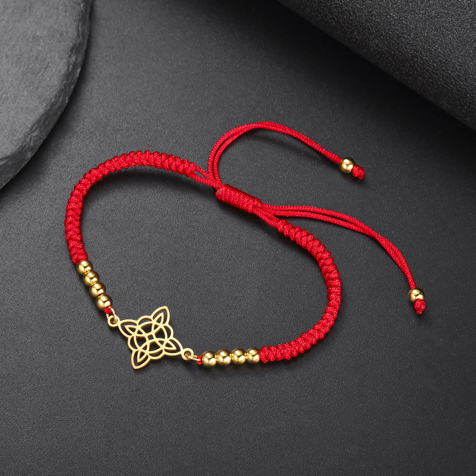 Irish Celtic Knot Witch Charme Bracelet Mulheres Cor do Ouro Aço Inoxidável Pingente Corda Cadeia Pulseira Amuleto Jóias