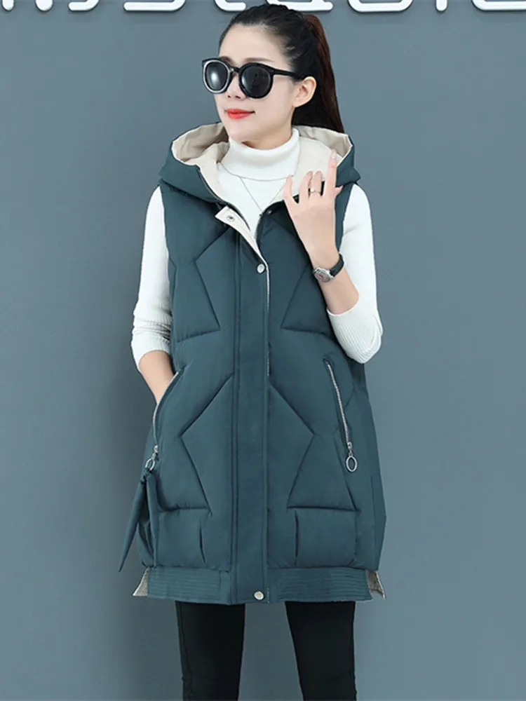 Новый пуховый жилет с хлопковой подкладкой женский средней длины на осень и зиму