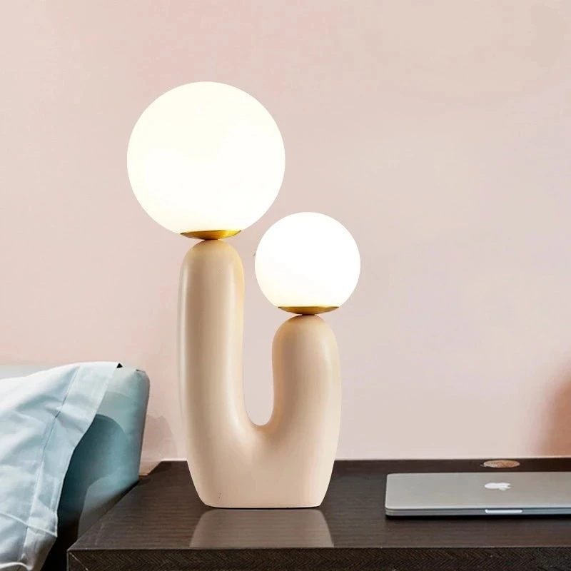 

Минималистичная настольная лампа в скандинавском стиле, роскошный светильник для спальни, прикроватного столика, кабинета, гостиной, декоративная светодиодсветодиодный настольная лампа