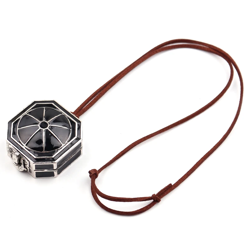 Disney Pirates of the Caribbean Compass Necklace Jewelry Vintage Locket Jack Pendant Men Rope Long Black Enamel Costume Necklace