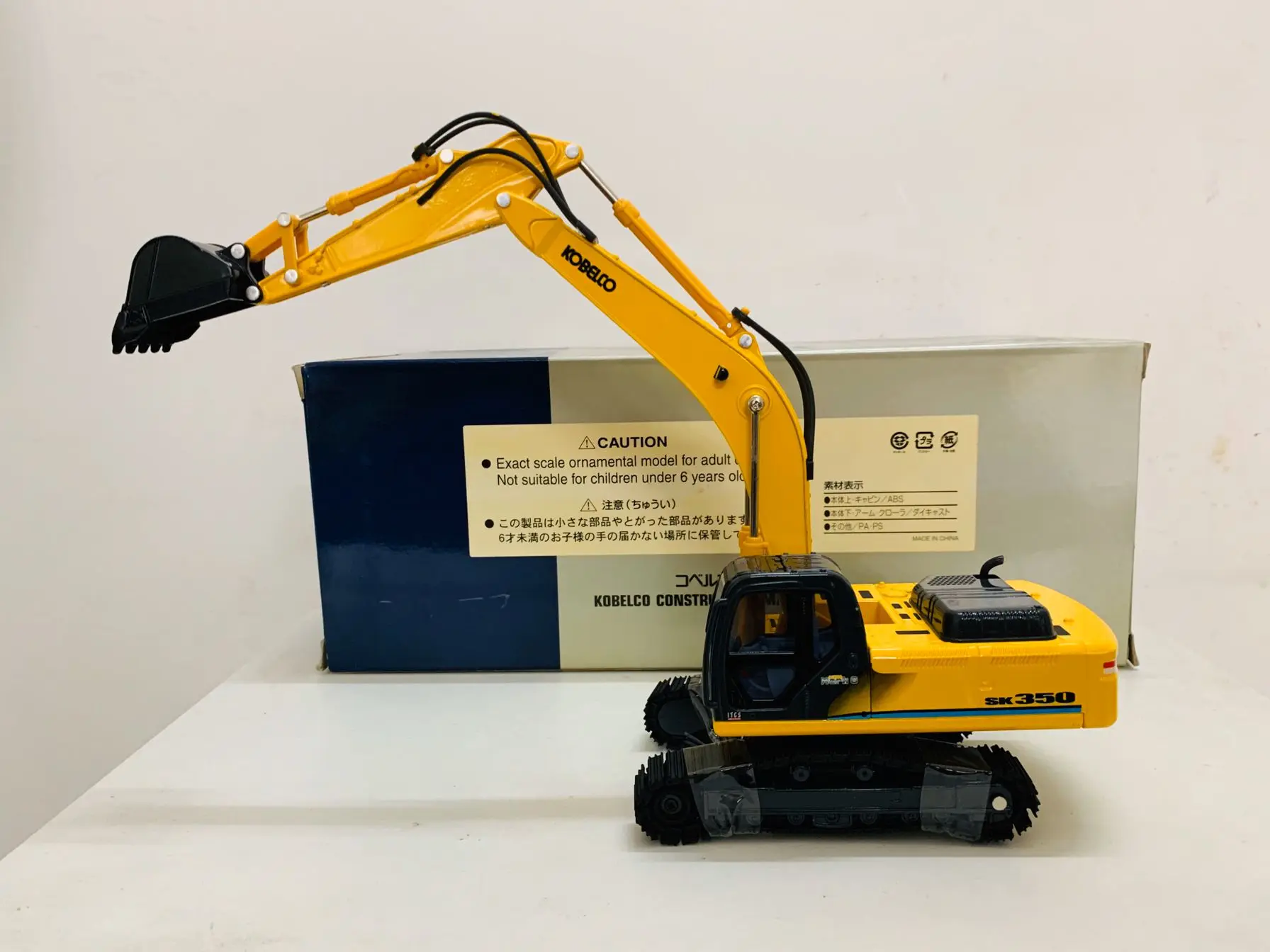 Kobelco Acera Mark 8 SK350 экскаватор желтого цвета масштаб 1/43 литые модели новинка в