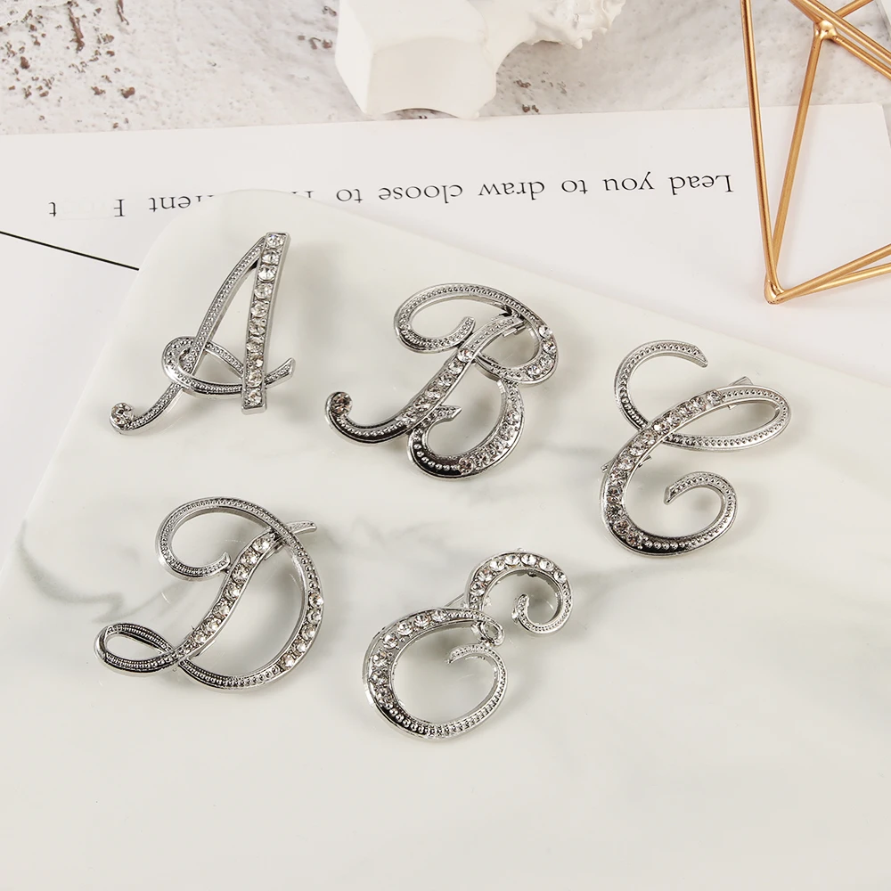 

1PC Alphabetical Letter Design Crystal Brooches Pins Personality Brooches Rhinestone Creative Jewelry Gifts
