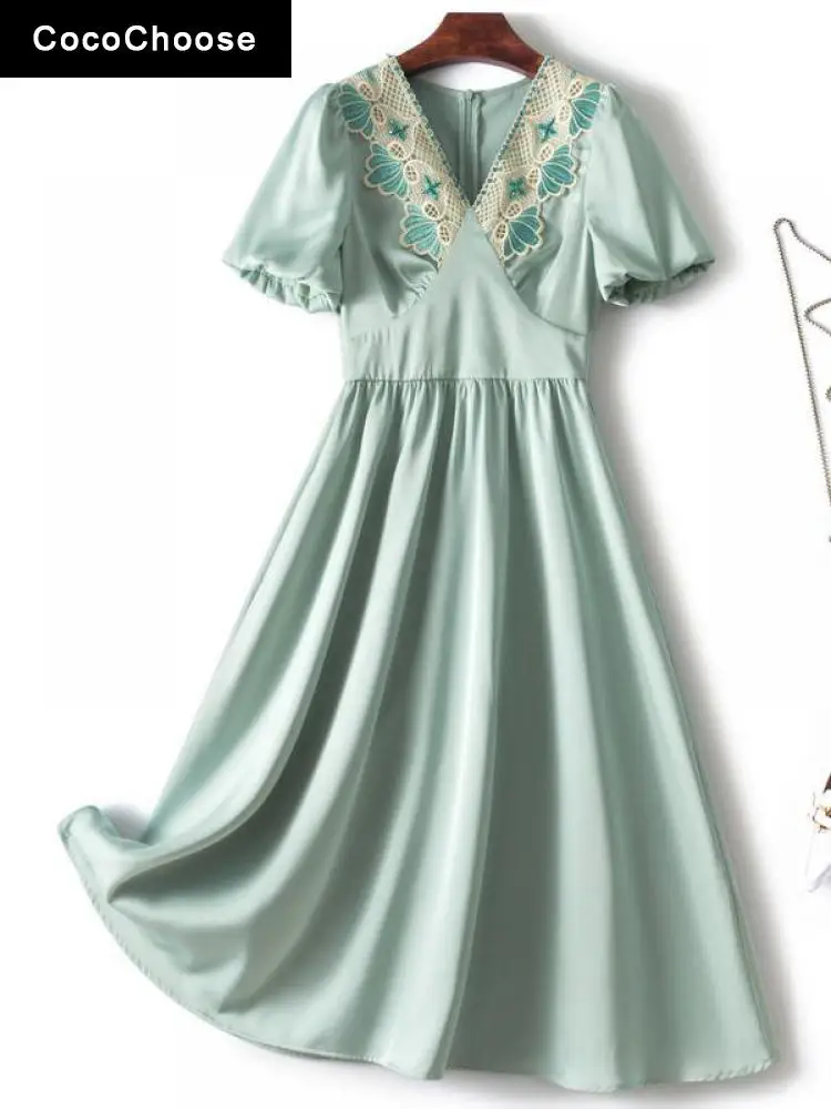

Light Green Elegant Satin Embroidery Dresses For Women Luxury 2022 Runway Diamonds Beading V-neck High Waist Aline Midi Dress
