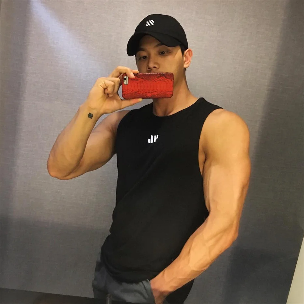 

Summer Gym Sport Running T Shirt Men Fitness Tops Tee Quick Dry Stringer Bodybuilding Singlets Muscle Vest T Shirt Workout Shirt