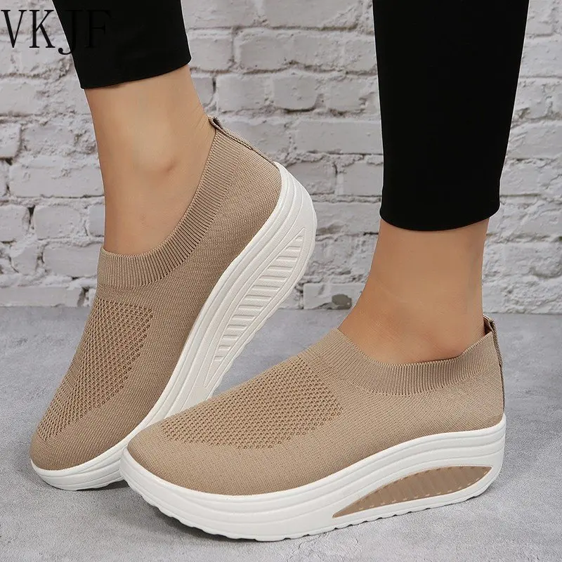 

2023 Spring Chunky Platform Sneakers Women Slip-On Breathable Knitted Creeper Shoes Woman Comfortable Lightweight Sports Shoes