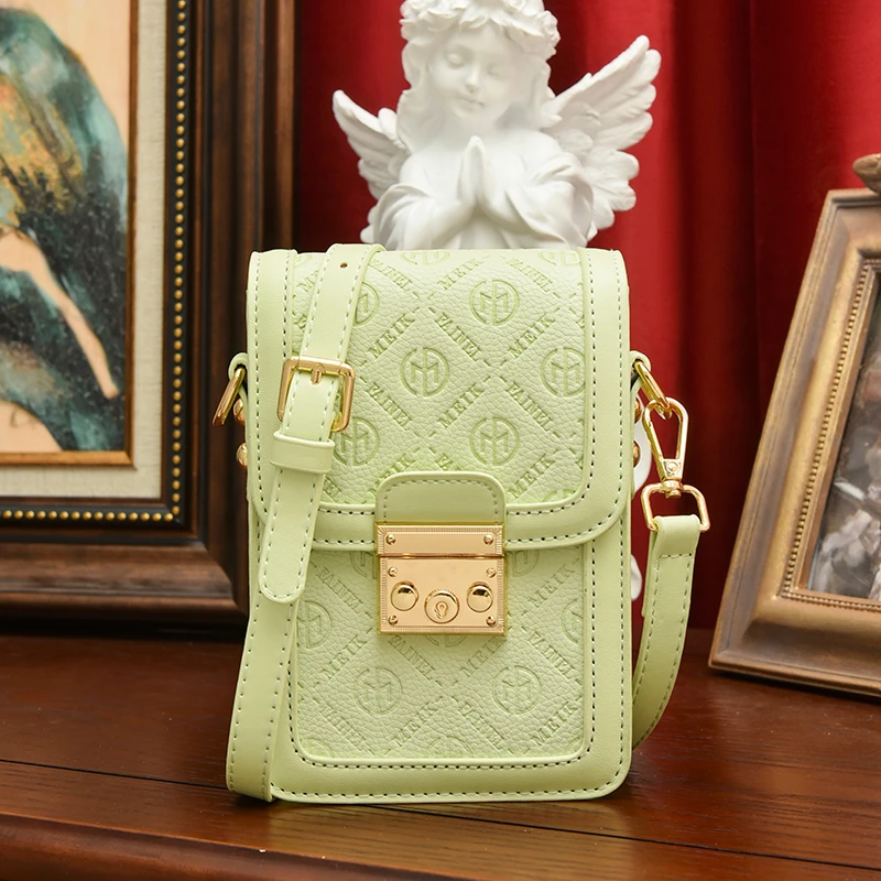 2023 New Mini Phone Bag Cosmetic Bag Fashion Messenger Bag Women's Fashion Street Versatile Contrast Light Luxury Crossbody Bag