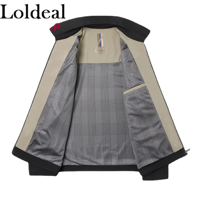 Мужская куртка с воротником-лодочкой и карманами