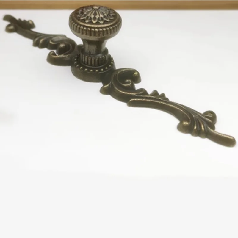 Ручка для шкафа FMHOME бронзовая