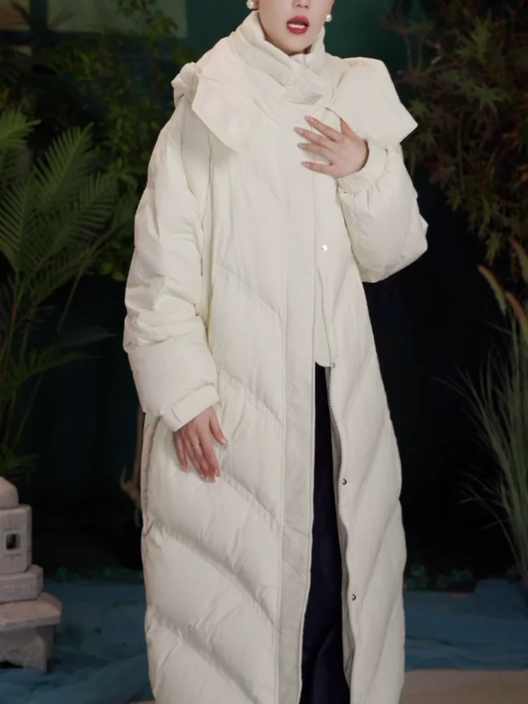 Женский пуховик с капюшоном