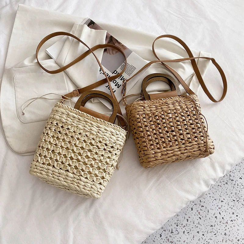 

Straw Bags Summer 2022 Female Weave Tote Bags Fashion Women Designer Handbags Wooden Handle Casual Beach Shoulder Crossbody Bags