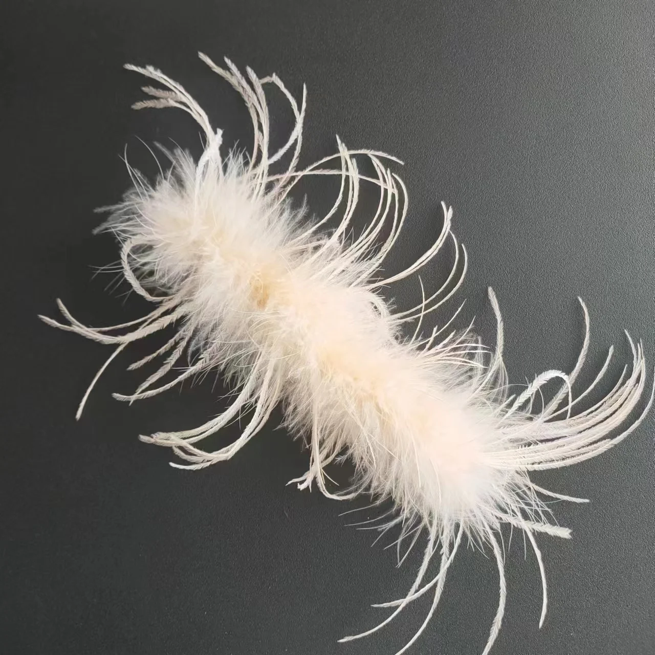 

NaturalOstrich Feather Cuffs Customized Long Detachable Bracelet Ring of Claps Feathers Hair Bands Decoration Plume Clothing Sew