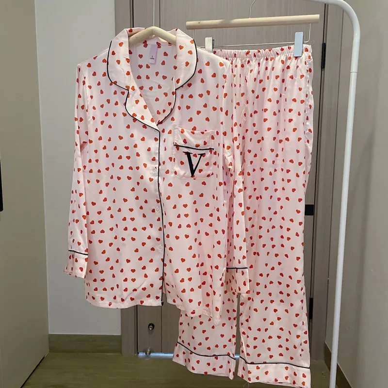 

Пижама женская, новинка 2023, пижамный комплект из вискозы с длинным рукавом, атласный домашний костюм для весны и лета, розовая пижама для женщин