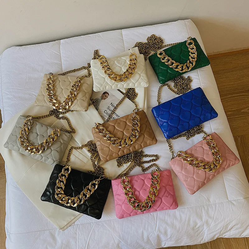 

2022 Designer Handbags for woman Fashion Love Chain Portable Small Square Bag Simple Women's Shoulder Bag Messenger Bag
