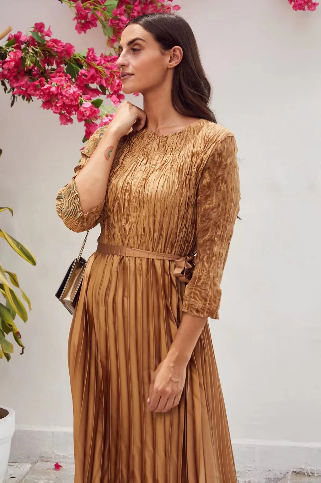 

YUDX Pleated Dress Women's New Temperament High-end Heavy Industry Pressed Pleat Outer Wear Lace-up Underbase Long Dress Fall