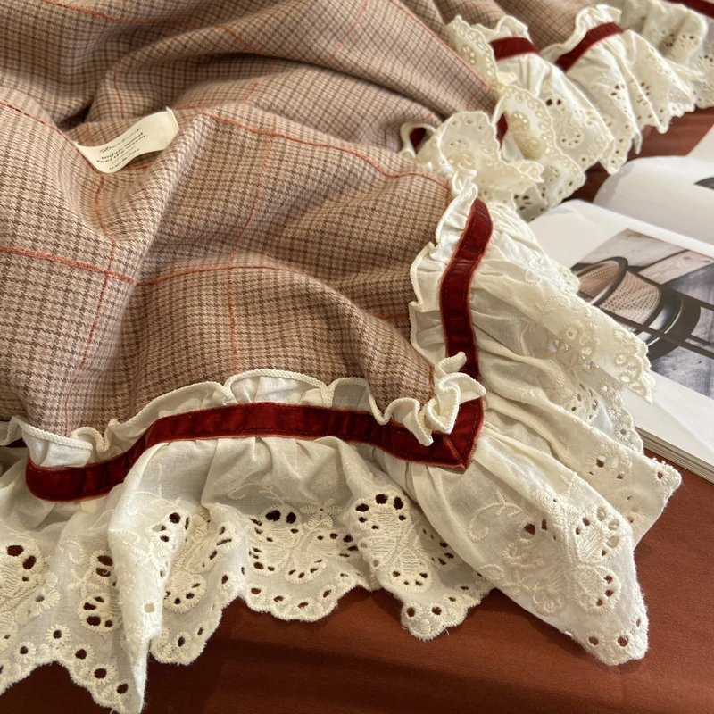 

Korean Princess Pure Cotton Yarn Bedding Set with Lace Edge Winter Thickened Warm Plaid Ruffled Edge Duvet Cover Sets Soft 4pcs