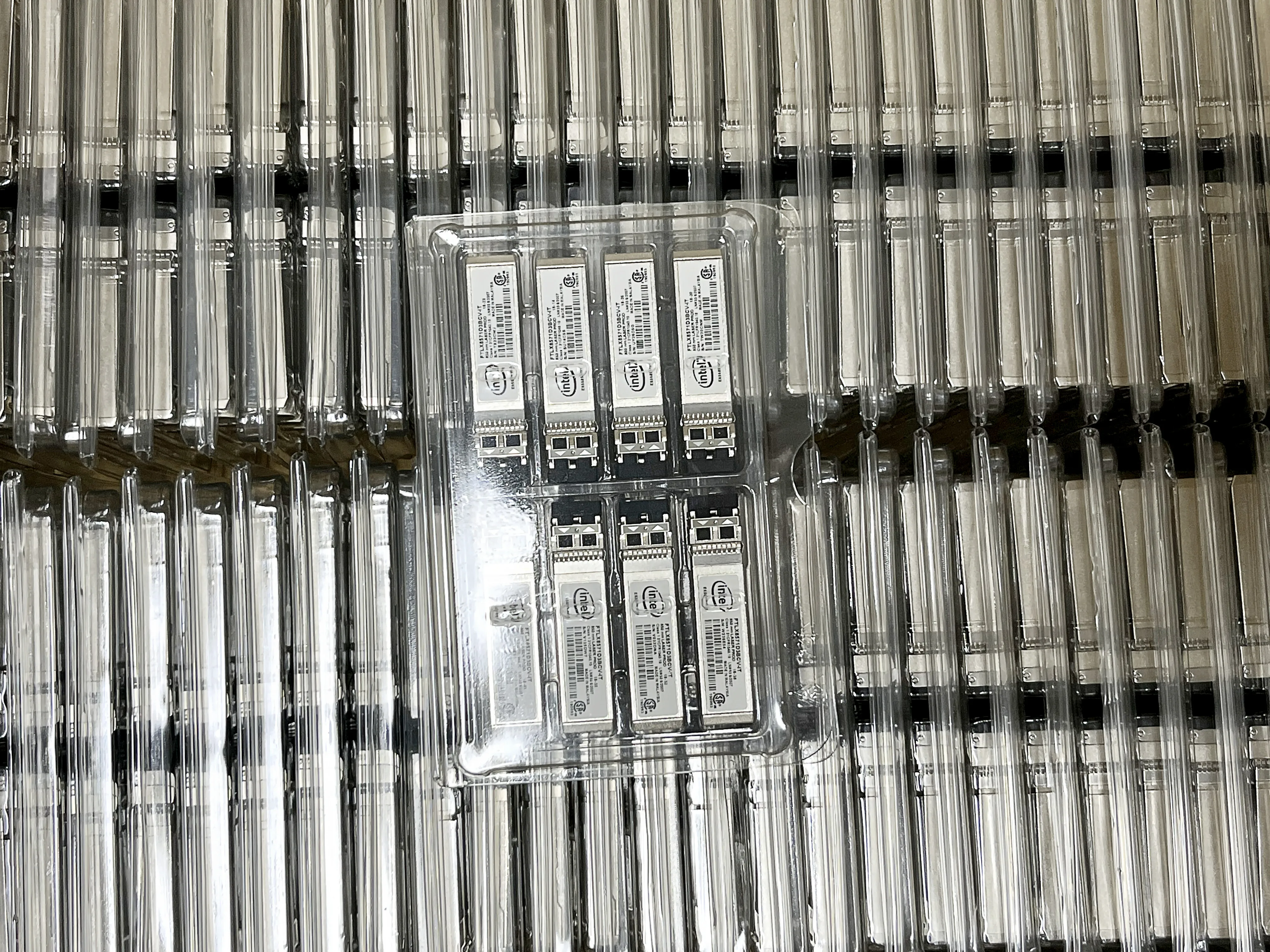 INTEL E10GSFPSR FTLX8571D3BCV-IT SFP+SR 10G/1G E65689-001 0Y3KJN for X710X520 Fiber Optic Transceiver Module