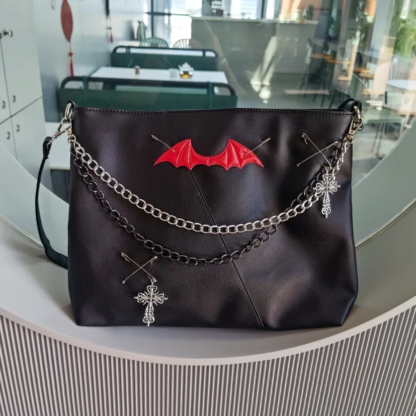 

Red Bat Handbag Shoulder Bag Dark Gothic Wings Black Tote PU Leather Bag Subculture Crossbody Large Capacity Bag