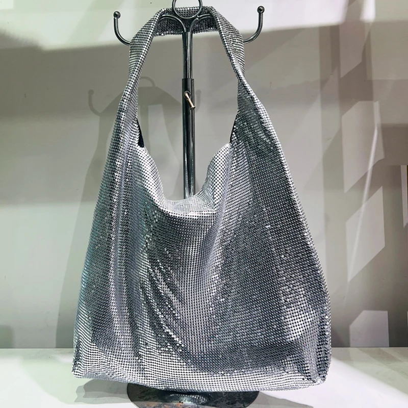 

Tote Bags Large Capacity Aluminum Sheet Metal Mesh Sequins Luxury Designer Handbags For Women High Quality Underarm Shoulder Bag