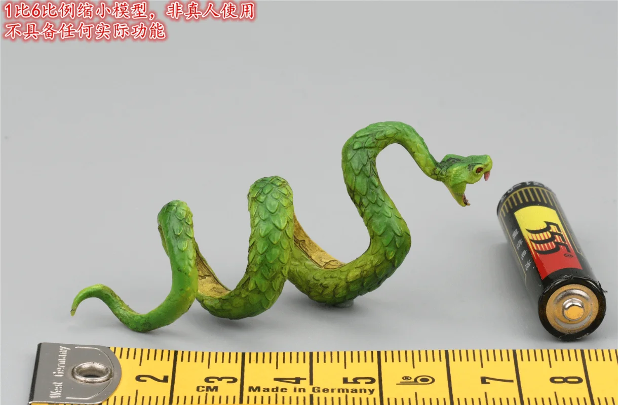 

1/6 Scale Female Soldier GK025 Snake Model