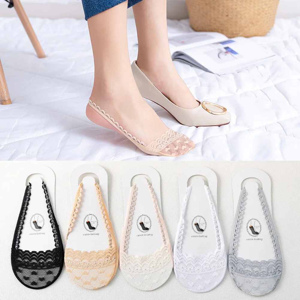 

5 Pairs Half Socks Lace Low Cut Socks Fashion Wavy Short Socks Shallow Mouth Invisible Socks (Free Size, Assorted Color)