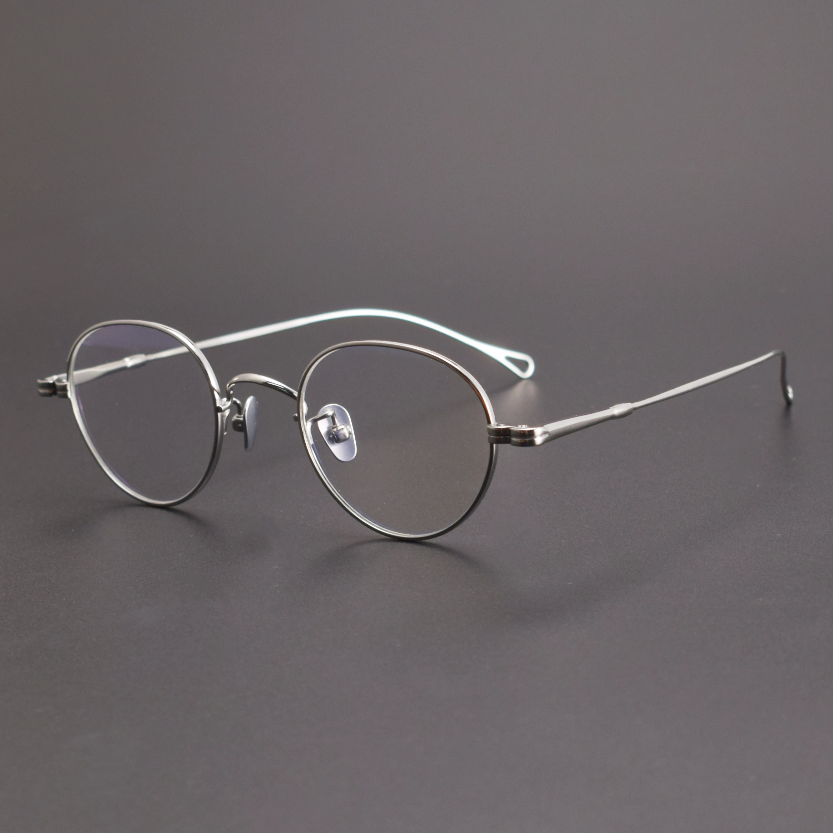 Мужские и женские очки с градиентными оптическими линзами