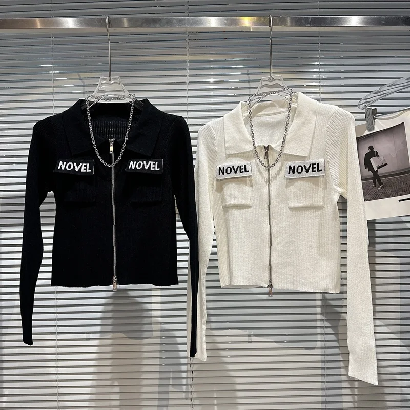 

BORVEMAYS 2023 Spring Summer New Fashion Trend Lapel Long Sleeve Zipper Patchwork Letter Knitting Slim Sweater Women WZ1006