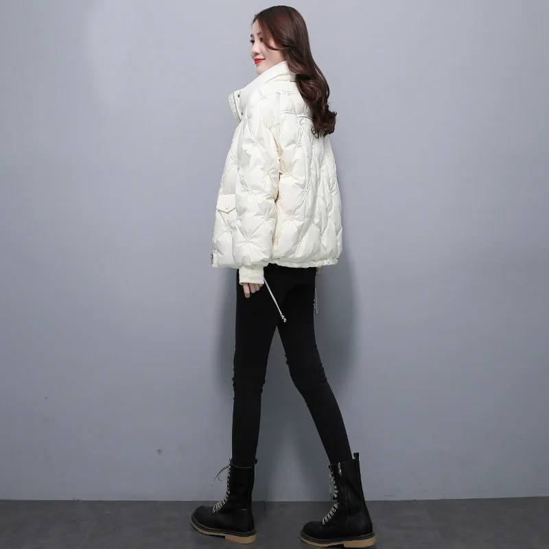 Short Parkas Winter Jacket Women Coat Shorty Fashion White Duck Down Design Sense Coats Keep Warm Jackets Overcoat Snow Clothes