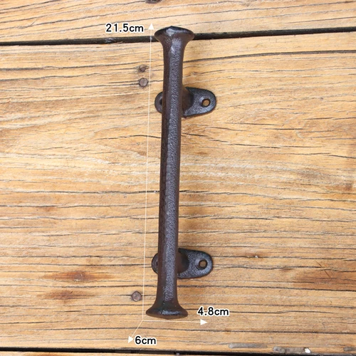 

Винтажные дверные ручки из чугуна