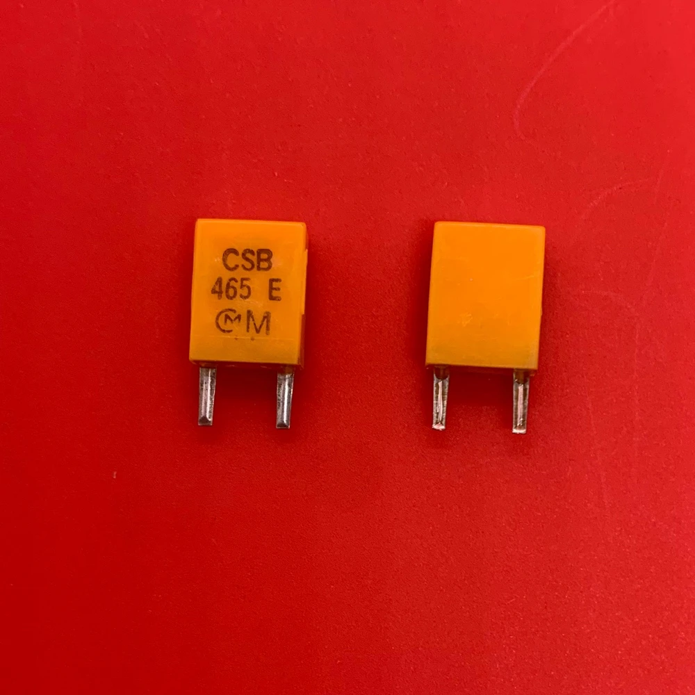 

50PCS/ Original Murata ceramic crystal oscillator CSB465E 465KHZ 465MHZ yellow straight plug resonator